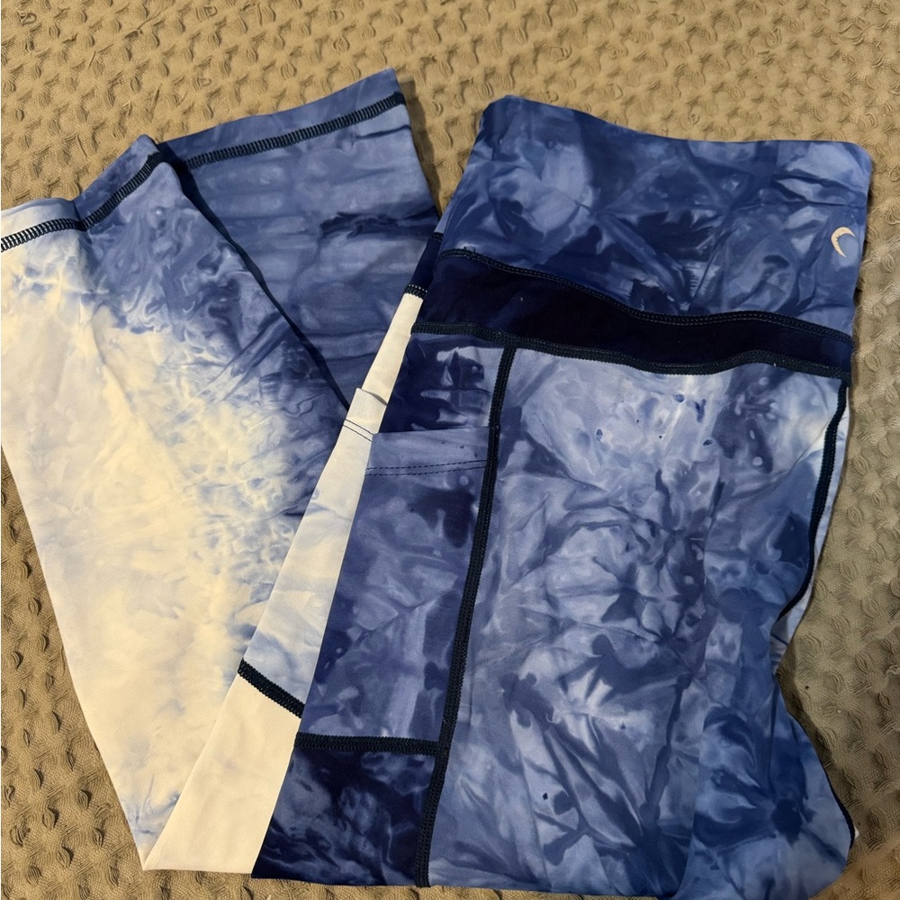 Zyia Capri leggings